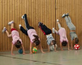 Handstand-510.jpg